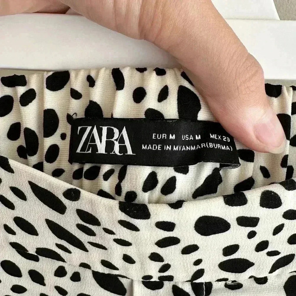 Zara Dalmatian Print Pleated Wide Leg Cropped Trouser Culottes in White, Med - Picture 12 of 16